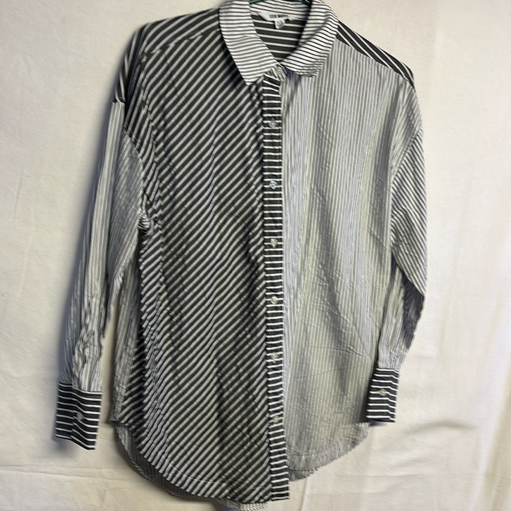 NWOT Steve Madden Women’s Mosaic Stripped Button Down Poppy Top Size XS